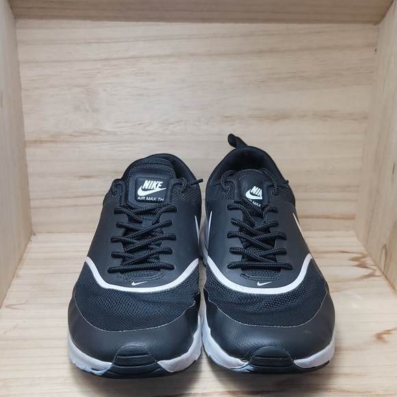 Nike Womens Air Max Thea Gymnastics Shoes - Picture 5 of 10